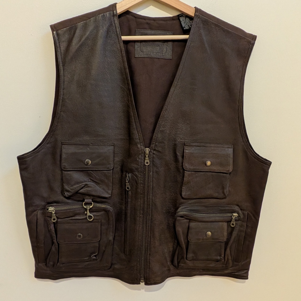 St. John’s Bay Genuine Leather Utility Vest – Brown – Size Large (42–44)